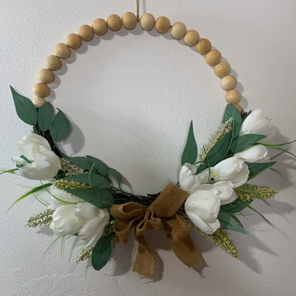 Large Bead Flower Wreath Approximately 18 inches Used - Picture 2 of 4